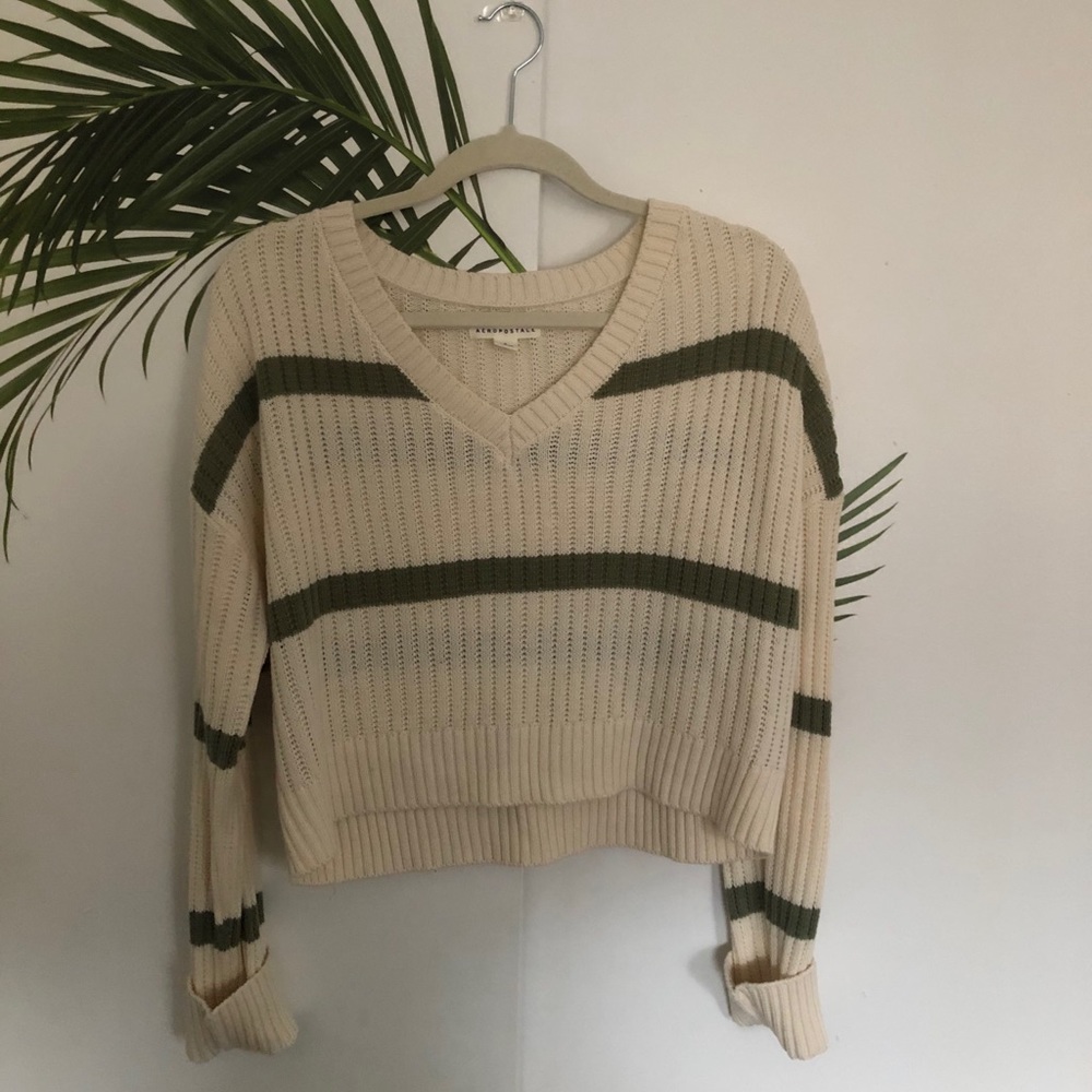 V-Neck Crop Sweater